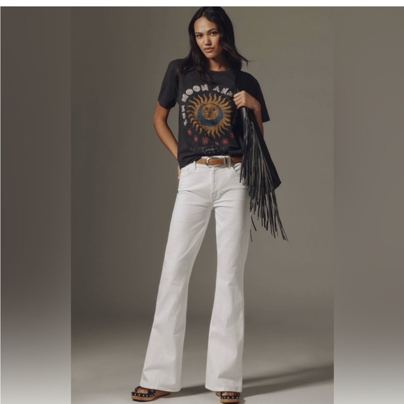 NWT Mother Jeans The Weekender in Totally Innocent